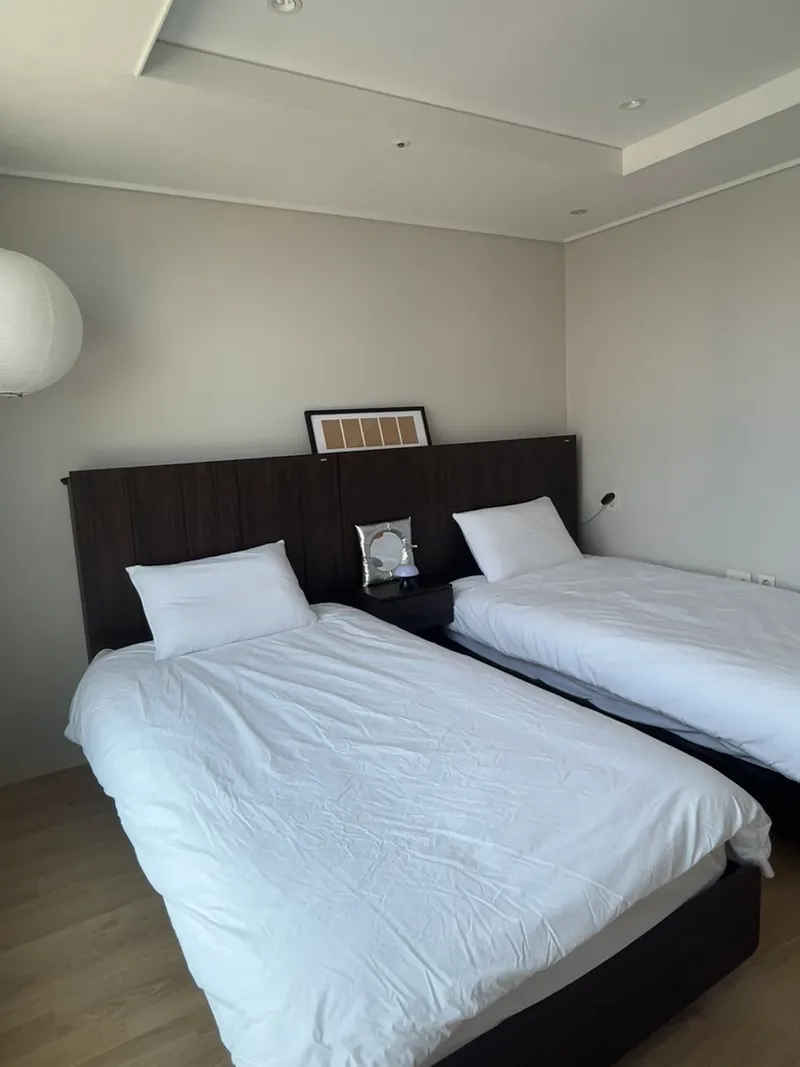 [부산 수영] 파노라마 오션뷰 24평아파트. #공간디자이너‘s 감성숙소 9