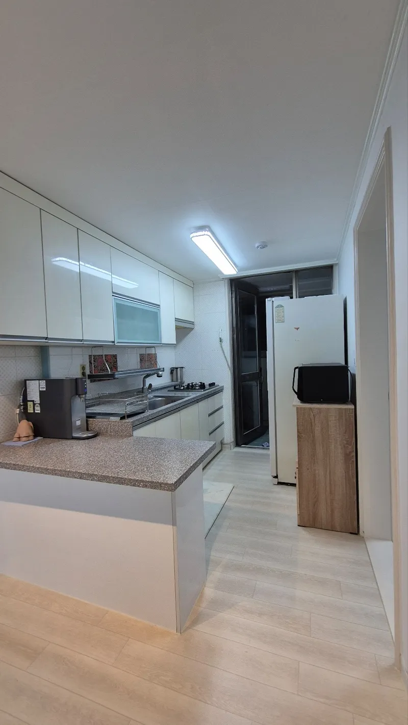 [Donghae] Accommodation with a retro feel that retains the same old-fashioned feel 9