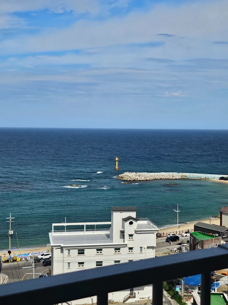 [Gangneung] <September 20% Discount Special> Yeongjin Beach View Restaurant☆High-rise Ocean View☆Open Terrace 42