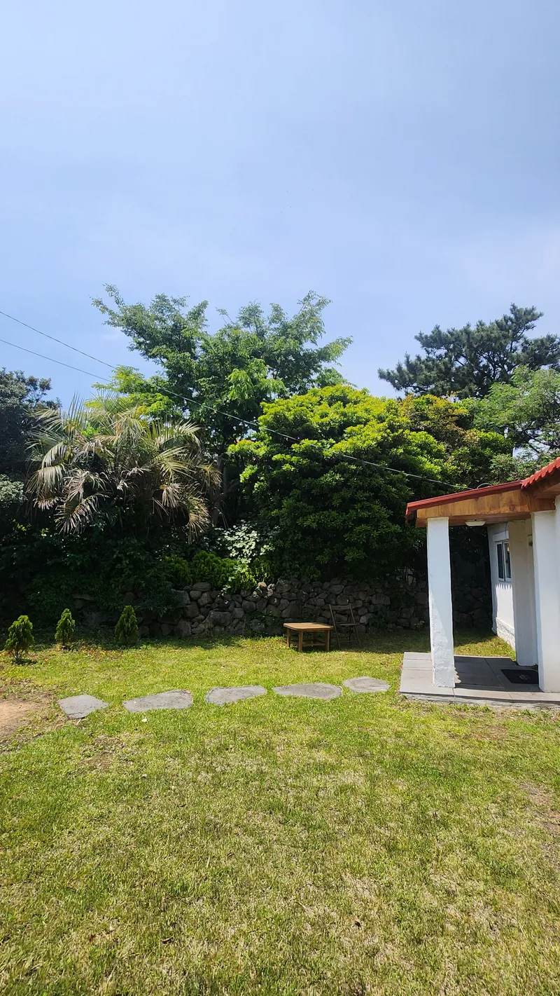 [Aewol, Jeju] Two-room with red roof yard #Independent house #Barbecue #Bulmung 39