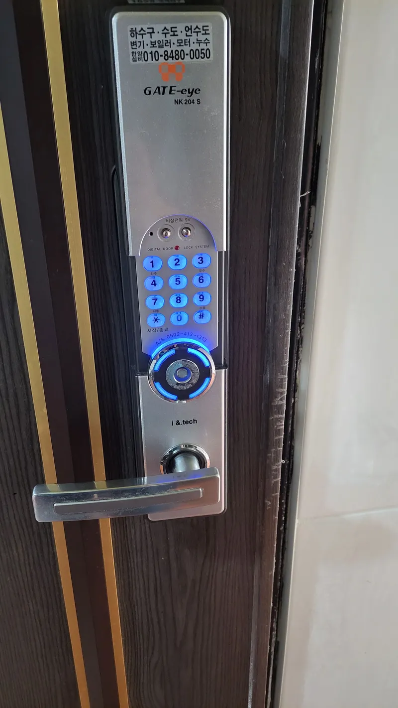 [Dongjak, Seoul] One-room apartment c107, 10 minutes walk from Noryangjin Station 12