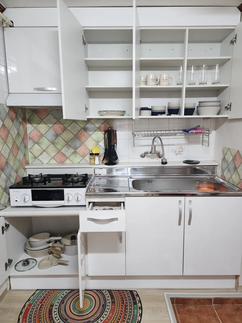 [Ansan] 10-minute walk from Handae Station, 2 double beds 14