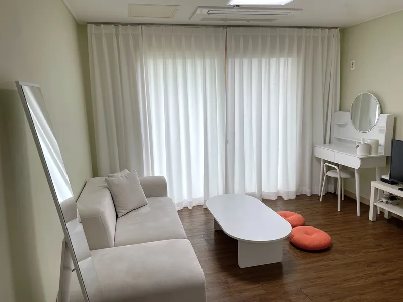 [Aewol, Jeju] Stone wall & grass yard, fully-optioned 1.5 room with cooking facilities (A101) 3