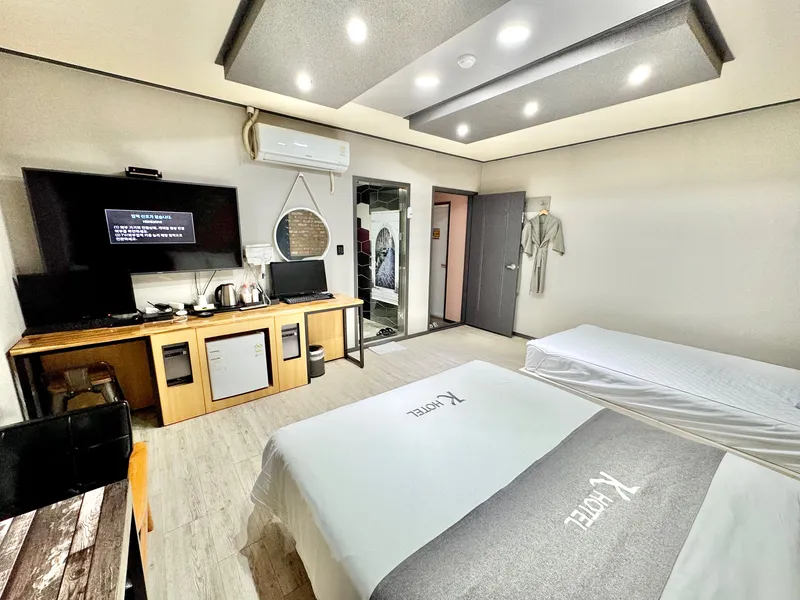[Suwon][Suwon Yeongtong] 5 min walk from Yeongtong Station/Netflix/Separate one room/Cleaning available/Room 702 3