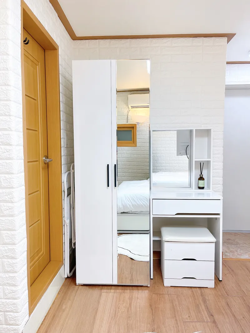 [Jongno, Seoul] Daehakro-style, fully furnished studio apartment #5 minutes from Hyehwa Station #7 minutes from Seoul National University Hospital 11