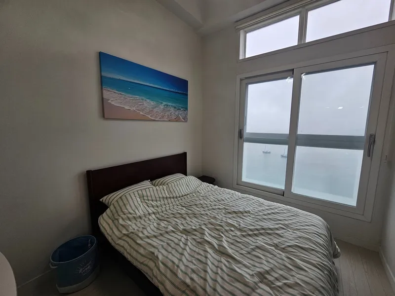[Ansan] 28th floor officetel with ocean view bedroom on Banwol Island 20