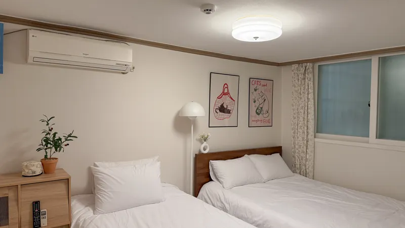 [Seodaemun, Seoul] Fully furnished two-room apartment near Hongik University Station 3