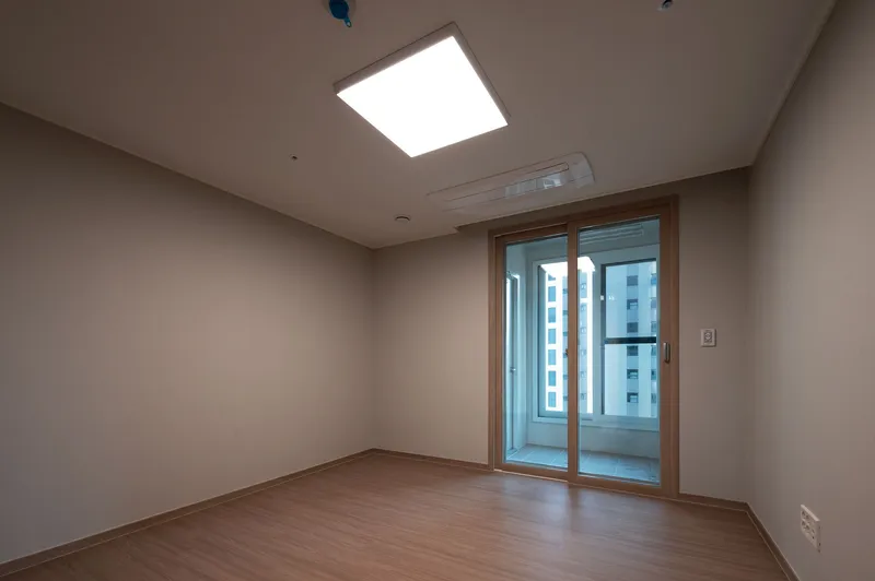 [Dongducheon] 3-room apartment full of sunlight 2