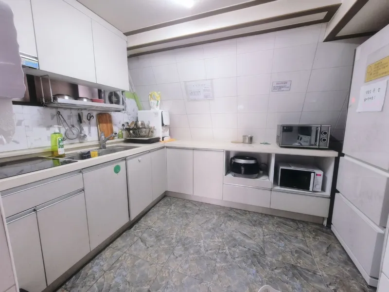 [Songpa, Seoul] A cozy room with a private bathroom near Jamsil Samjeon Station 10