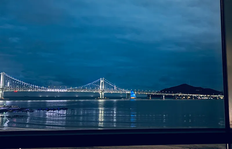 [Suyeong, Busan] Drone Show, Panoramic Ocean View, Two-Room Apartment, Free Parking, Review Check 25