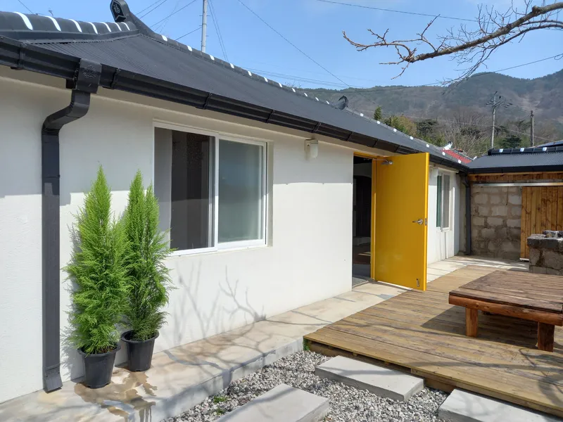 [Namhae] Pretty country house with yellow rafters and a yard, private stay #PetFriendly 40