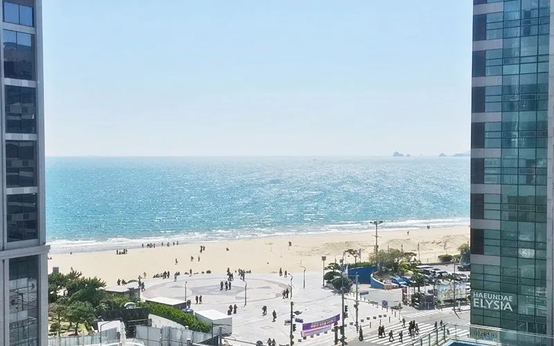 [Haeundae, Busan] 2-minute walk from the beach, ocean view three-room, lowest price 19
