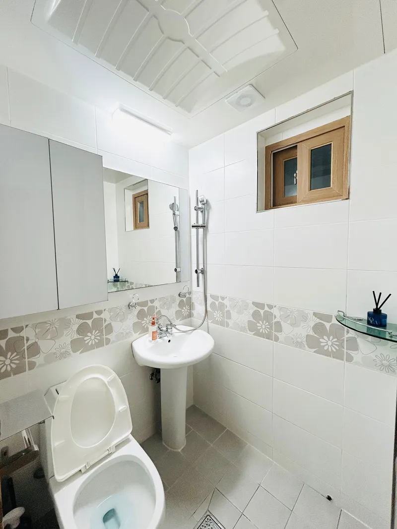 [Mapo, Seoul] One-room apartment 30 seconds from Hongik University Station 4