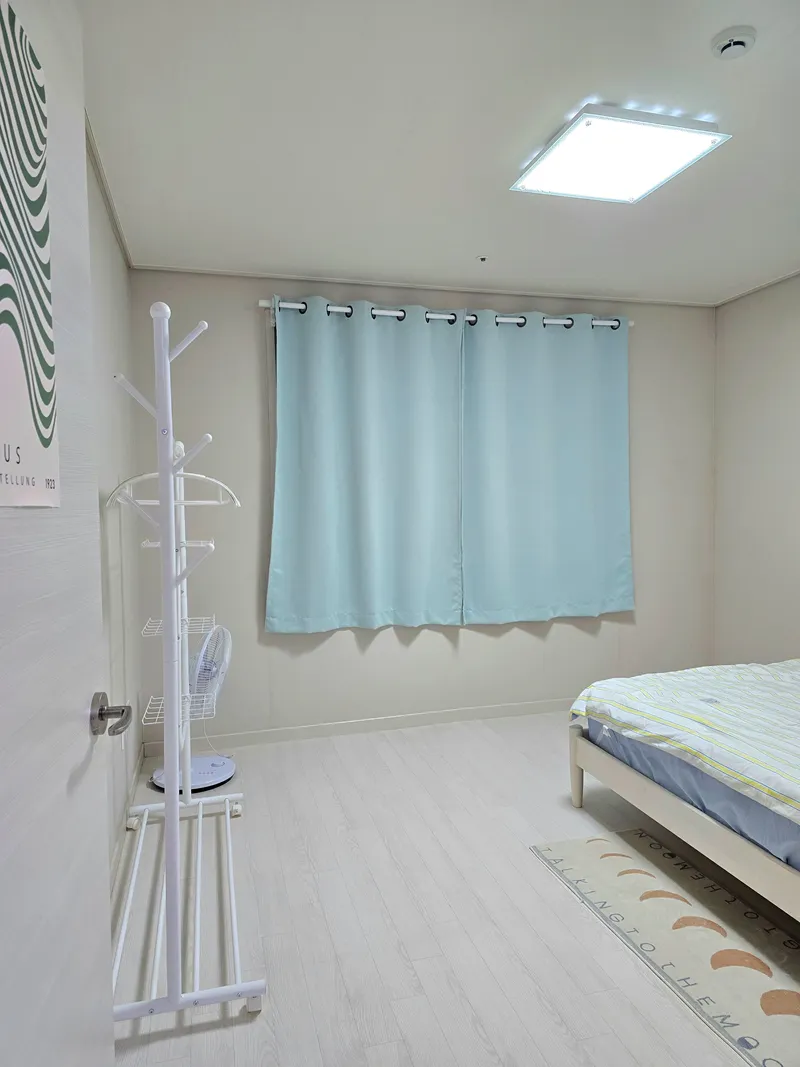 [Gangseo, Seoul] 3-room fully furnished apartment near the subway station, Line 9 Deungchon Station and Yeomchang Station (express), free parking 3