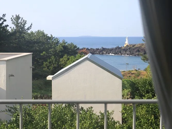 [Haye-dong, Seogwipo][Seogwipo Jungmun] Olle Trail Course 8 Ocean View Private House 19