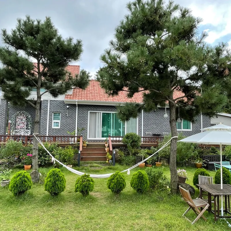[Hallim, Jeju] A detached house with a lawn yard 17