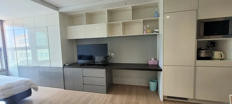 [Seongsan, Seogwipo] Spacious studio with a panoramic view of Seongsan Ilchulbong and the sea 12
