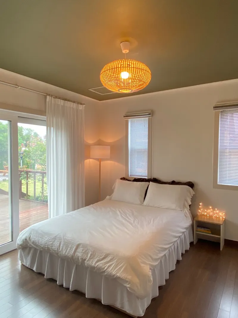 [Hangyeong, Jeju] A well-lit, emotional, and independent house near Panpo Port that also shares a hanok annex 2