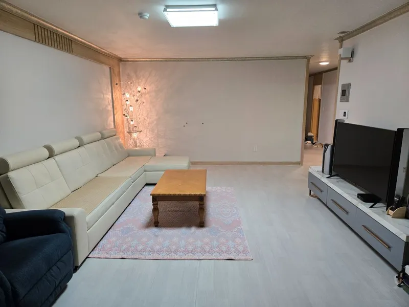 [Geoje] Spacious house of 50 pyeong/ Recommended accommodation for family travel (3 rooms + 2 bathrooms)/ With pets 13