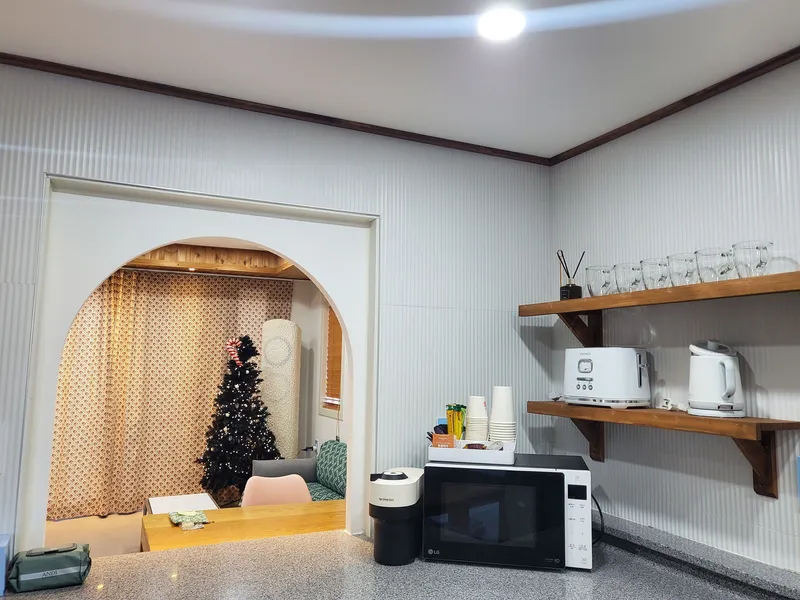 [강원 강릉][주문진] 통창으로 보이는 불멍과 바베큐 가능한 마당과 조경 바다도보3분 7