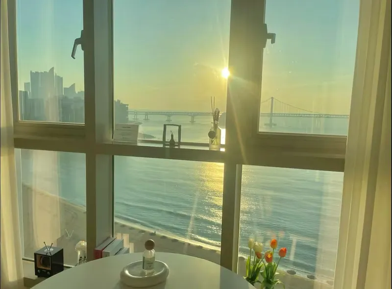 [부산 수영] 광안리 18층 파노라마뷰 풀옵션 드론쇼명당 9