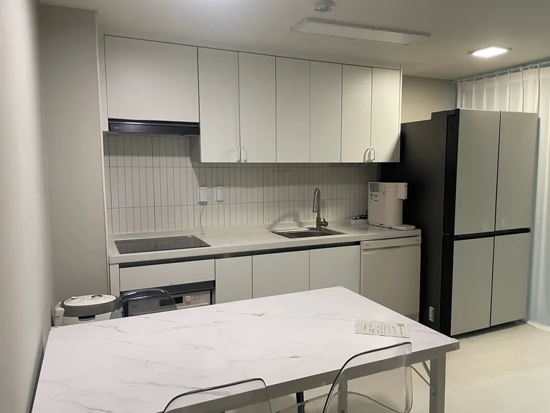 [Guro, Seoul] Sindorim Objet Apartment 14
