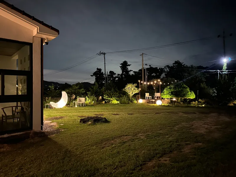 [Hallim, Jeju] Pet-friendly western-facing emotional lodging, private bunker for families 46