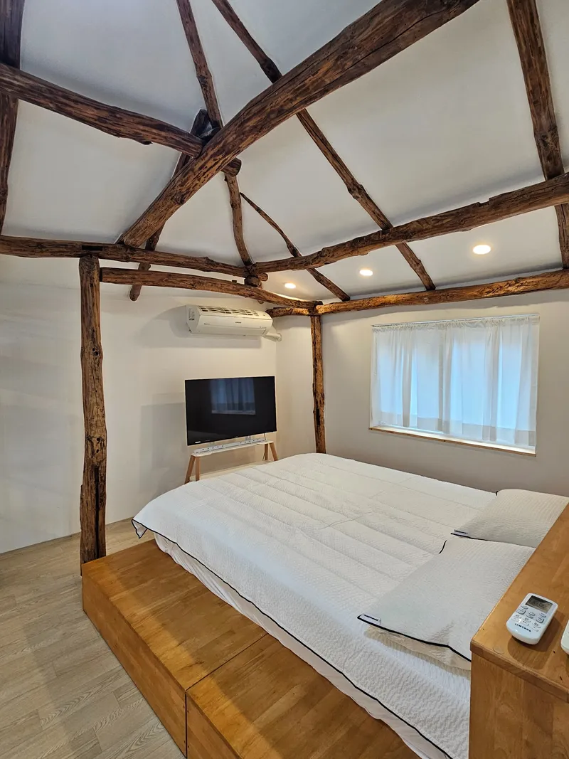 [Namwon, Seogwipo] Taeheung Jeju Original Gojae, detached house, front and back yards, dogs and cats allowed 28