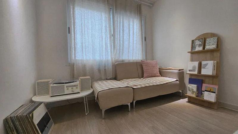 [Busanjin, Busan] 10-minute walk from Gaegeum Subway Station, 3-minute walk from Singaegeum Bus Stop 9