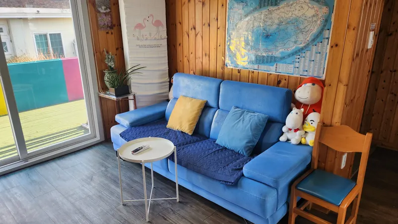 [Aewol, Jeju] Fantastic Landscape 30-Pyeong Detached House with Indoor Plant Garden and Fireplace 18
