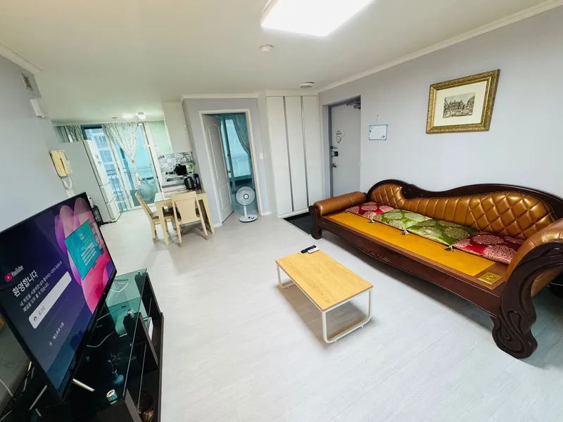 [Cheonan][Cheonan, South Chungcheong Province] Apartment 5 minutes from bus terminal, 15 minutes walk from Dujeong Station 27