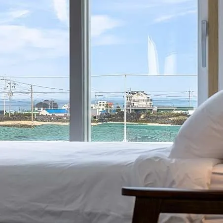 [Gujwa, Jeju] Twin Room 201, a comfortable place to rest with a distant ocean view 9