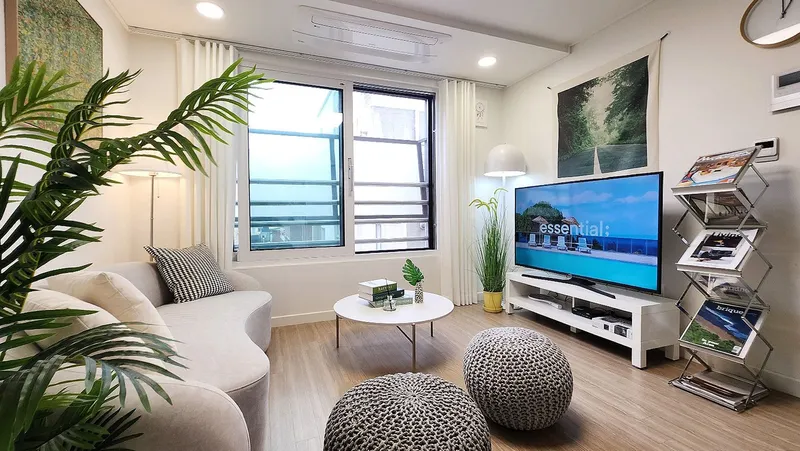 [Gangnam, Seoul] #303 Samseong-dong Antique 2-room apartment, walking distance to COEX, tight security 10