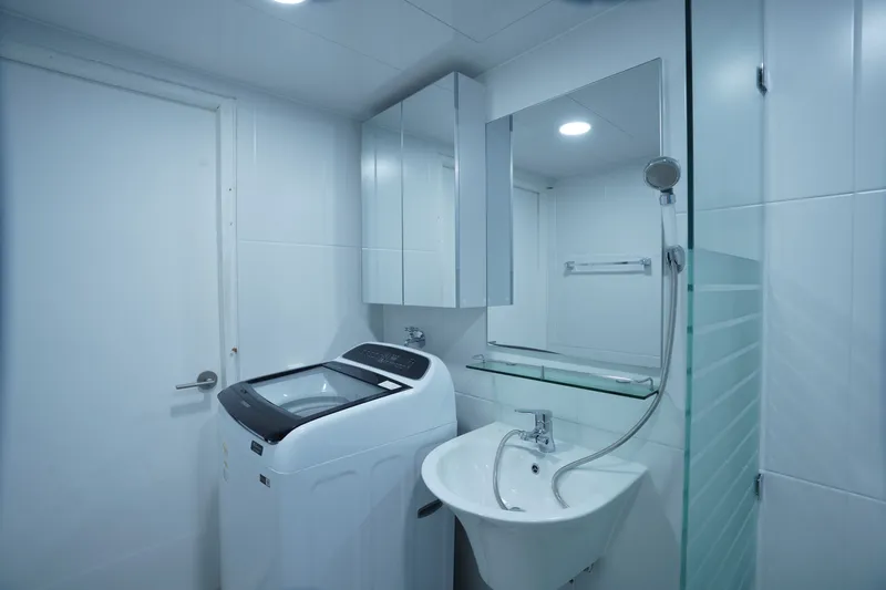 [Jongno, Seoul] #5 min walk from Hyehwa Station #Recently remodeled #3 rooms + 1 bathroom #Beam projector cinema 22