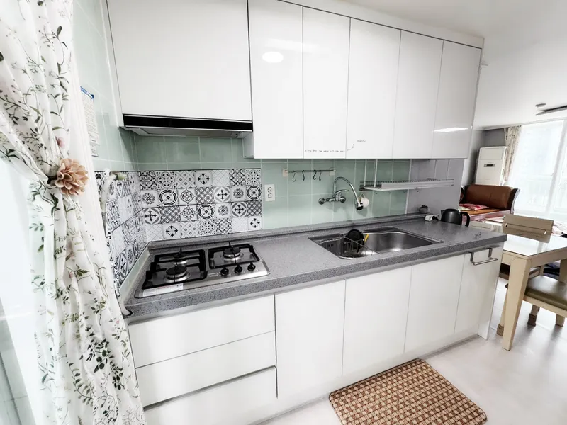 [Cheonan][Cheonan, South Chungcheong Province] Apartment 5 minutes from bus terminal, 15 minutes walk from Dujeong Station 38