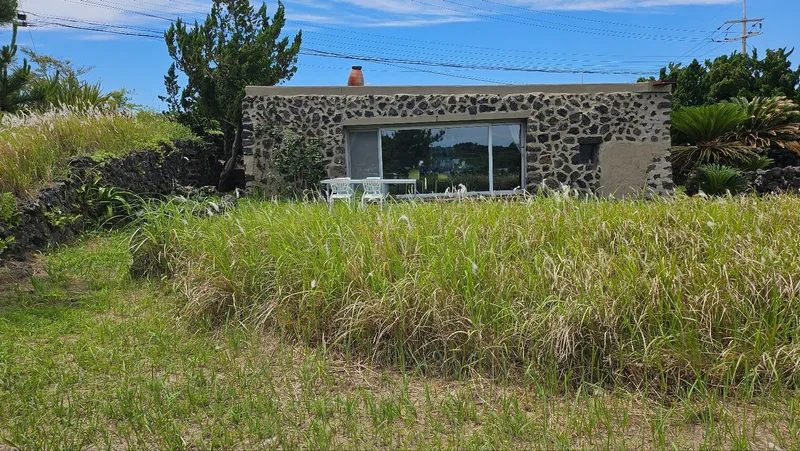 [Gujwa, Jeju] Jeju Rakhado / A House Loved by Artists 31