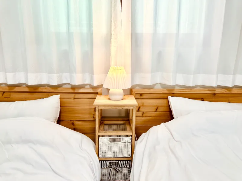 [Mapo, Seoul] Spacious Living Room, Private Use, Yeonnam-dong 3-Room House, Up to 10 People, Hongik University Entrance, Yeontral Park 4