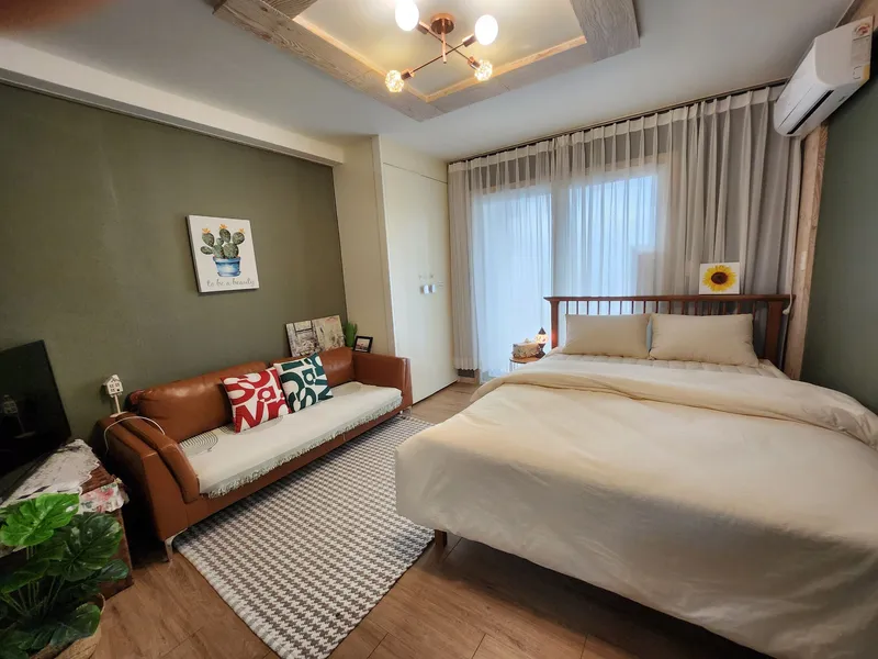 [Jeonju] 3-minute walk from the bus stop, parking on the first floor of the building, surrounding infrastructure 16