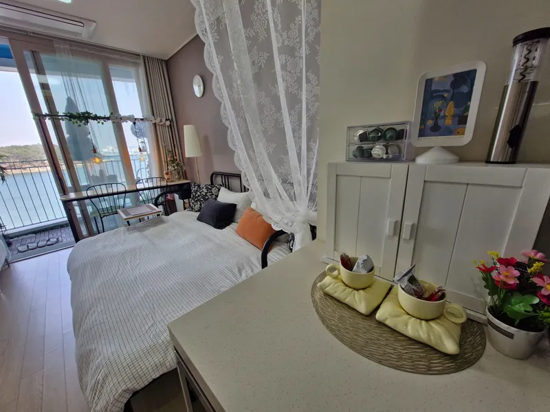 [Yeongjong, Incheon] Bt House (Love Yeongjong) Living for a Week #Netflix #Free Parking #King Bed #Dryer 10