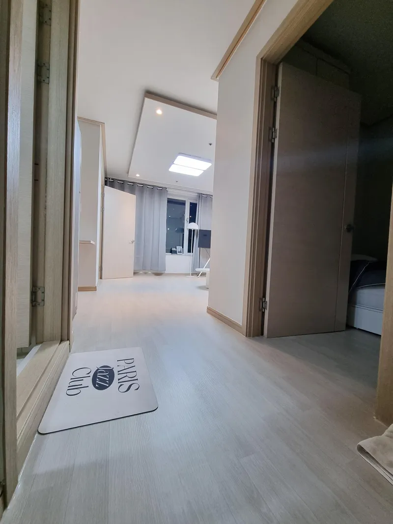 [Yeongdeungpo, Seoul] Sindorim Spacious Living Room City View Two-Room Apartment 10