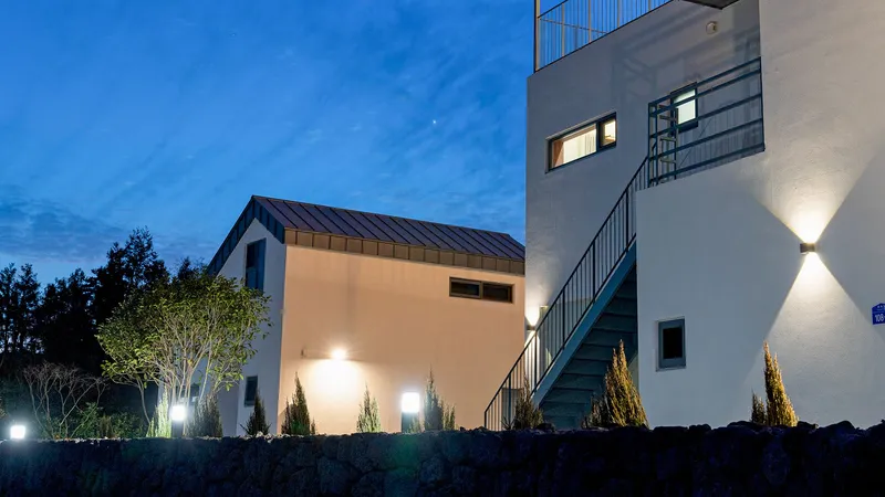 [Aewol, Jeju] Ocean View, 5 Rooms, 5 Bathrooms, Large Family Pool Villa for Up to 13 People 32