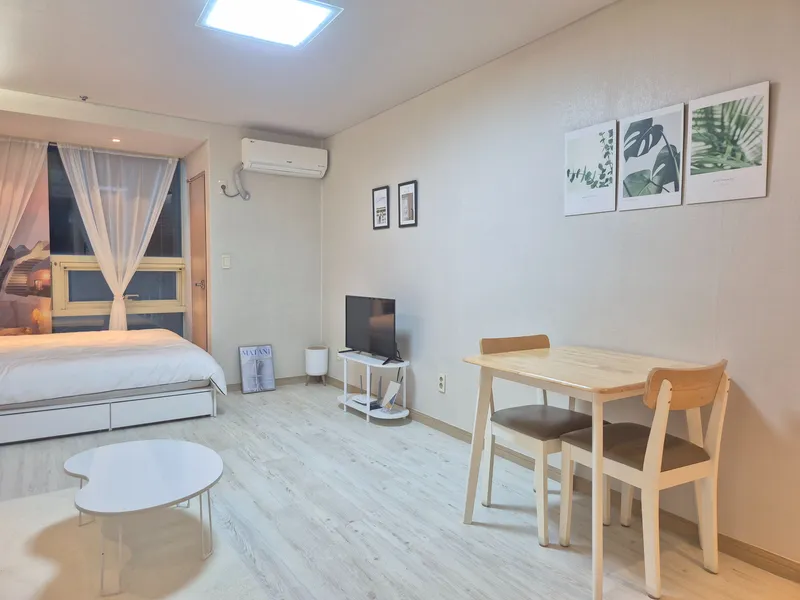[Anyang] 1 minute walk from Indukwon Station Exit 2, clean and quiet officetel 7