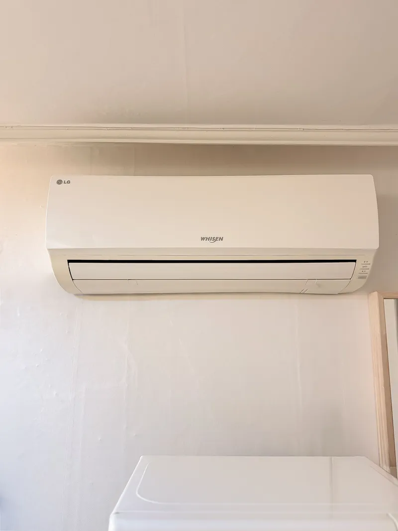 [Gangnam, Seoul] 6-minute walk from Seolleung Station, 3-minute walk from Daechi Academy Street 18