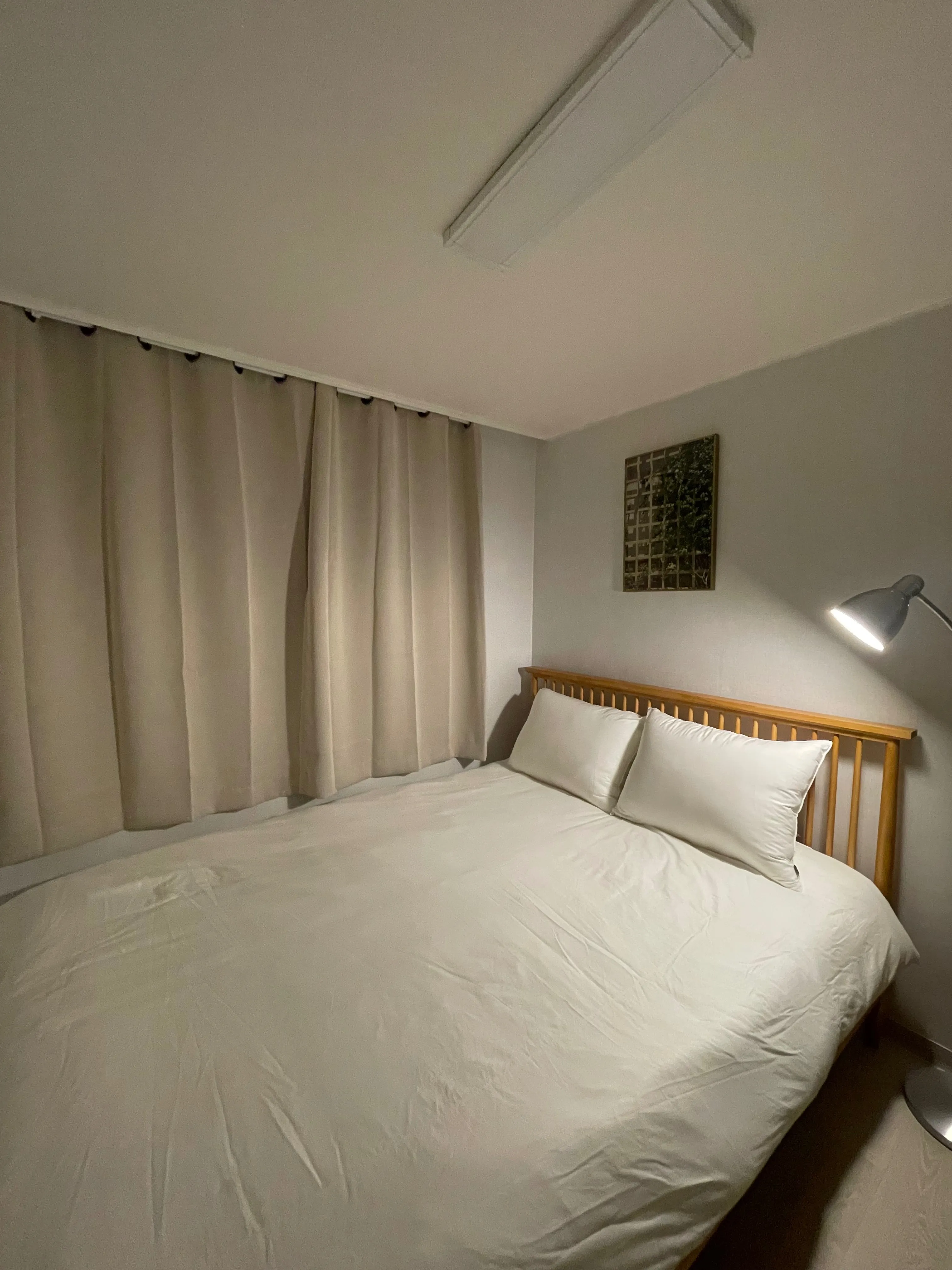 Sinsa-dong Two-Bedroom House near Saejeol Station