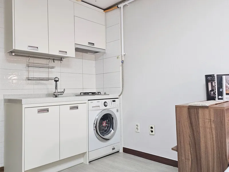 [Nam-gu, Busan] Daeyeon Station 1 minute from the station, Gwangalli, Kyungsung University, Jeonpo-dong, convenient to move 14
