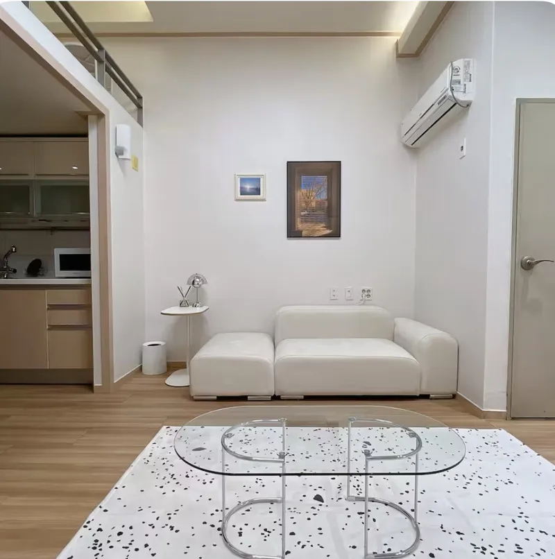 [Gangnam, Seoul] 7 minutes from Yeoksam Station / Duplex / Special Price 9