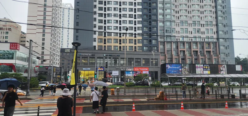 [Cheongju] Fully Furnished 2-Bedroom Duplex in Front of Terminal Connect Hyundai 15