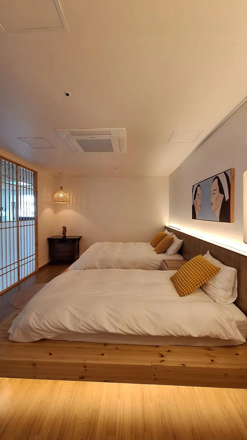 [Buk-gu, Ulsan] A modern restaurant where you can enjoy the ocean view and night city view from the jacuzzi and izakaya bar 3