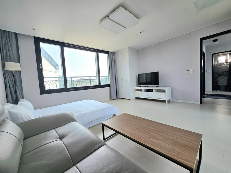 [Aewol, Jeju] Ocean view/Modern style separate two-room, terrace whirlpool spa. 3rd floor, E type 4