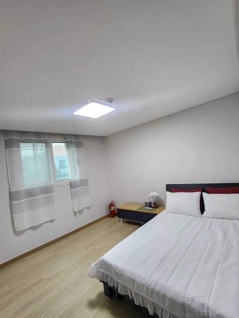 [Gujwa, Jeju] Ocean View, 2nd Floor/3 Rooms 2